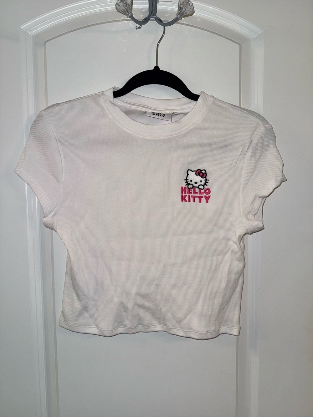 Hello Kitty White Kawaii Cropped Tee (M 8-10)